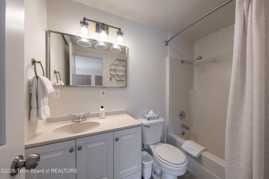2055 CORNER CREEK Lane 312, Jackson, WY 83001 photo 8