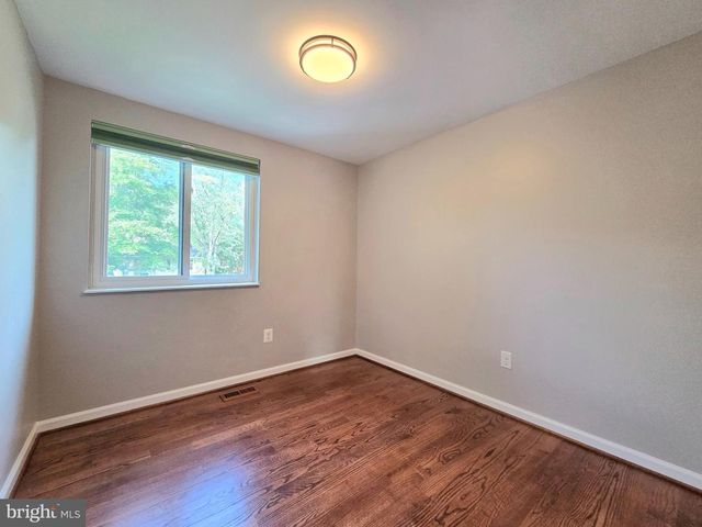 4331 ROLLING STONE WAY, Alexandria, VA 22306