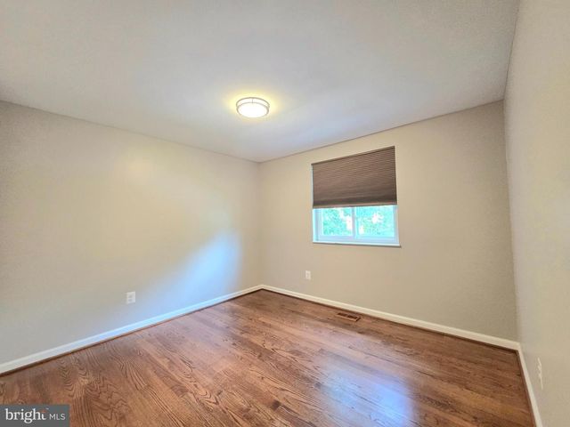 4331 ROLLING STONE WAY, Alexandria, VA 22306