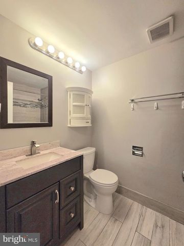 4331 ROLLING STONE WAY, Alexandria, VA 22306