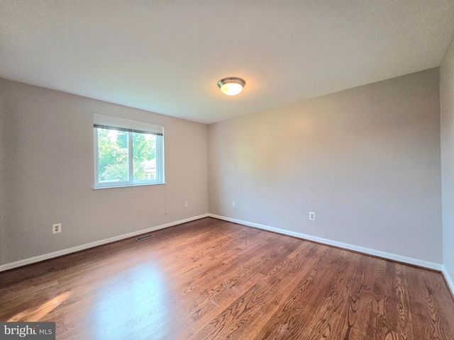 4331 ROLLING STONE WAY, Alexandria, VA 22306