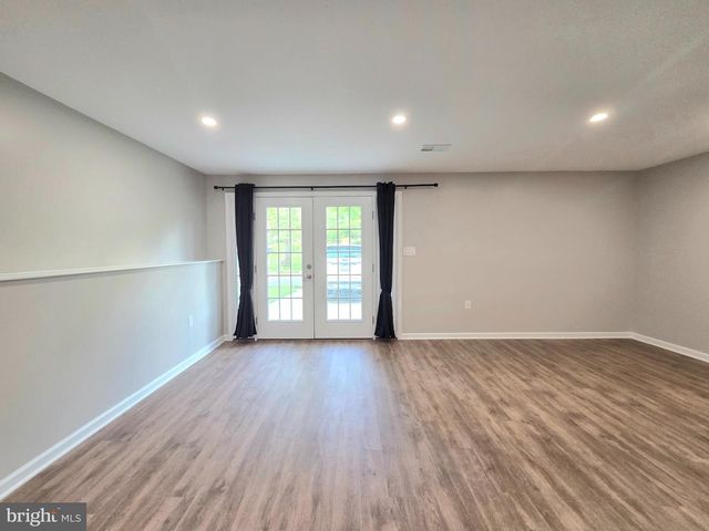 4331 ROLLING STONE WAY, Alexandria, VA 22306