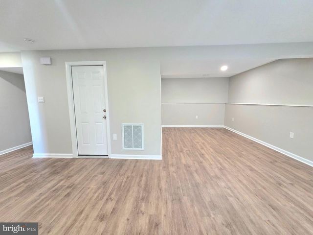 4331 ROLLING STONE WAY, Alexandria, VA 22306