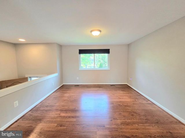 4331 ROLLING STONE WAY, Alexandria, VA 22306