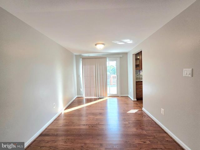 4331 ROLLING STONE WAY, Alexandria, VA 22306