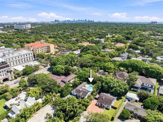 7215 SW 54th Ct, Miami, FL 33143