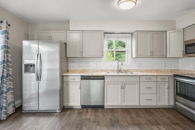 307 Valorie Lane, Monona, WI 53716