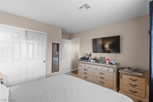 6048 Puesta Del Sol Street, North Las Vegas, NV 89081