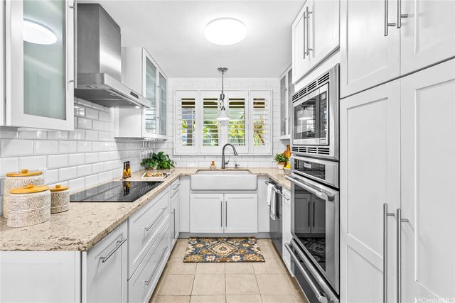 738 Kanaha Street, Kailua, HI 96734