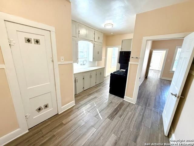 411 canton, San Antonio, TX 78202