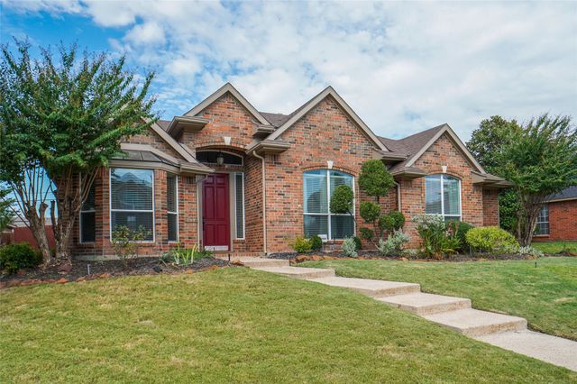1828 Lacey Oak Lane, Keller, TX 76248