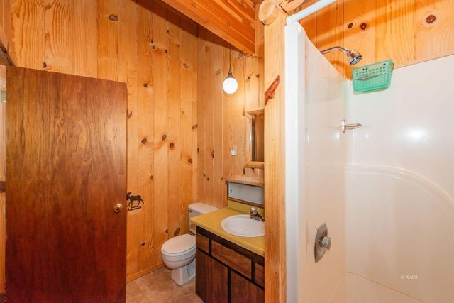 761 Lake Forest Drive, Trinity Center, CA 96091