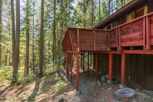 761 Lake Forest Drive, Trinity Center, CA 96091