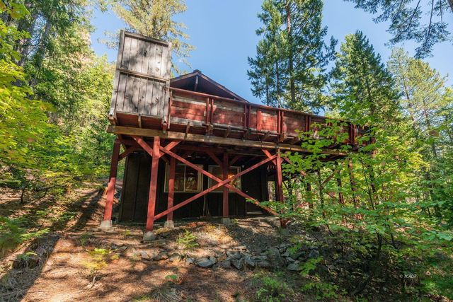 761 Lake Forest Drive, Trinity Center, CA 96091