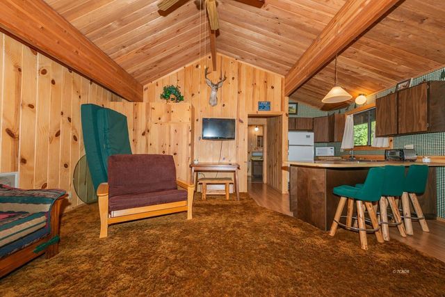 761 Lake Forest Drive, Trinity Center, CA 96091