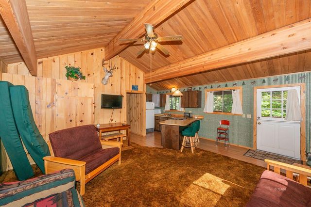 761 Lake Forest Drive, Trinity Center, CA 96091