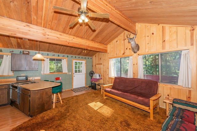 761 Lake Forest Drive, Trinity Center, CA 96091