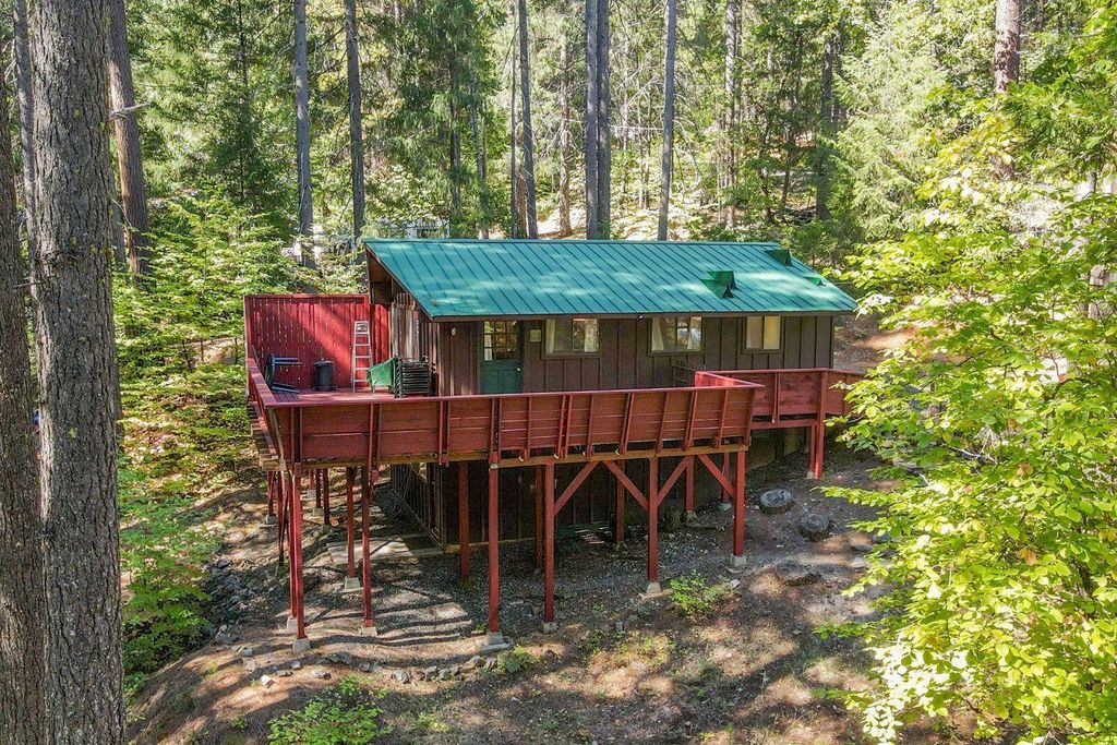 761 Lake Forest Drive, Trinity Center, CA 96091