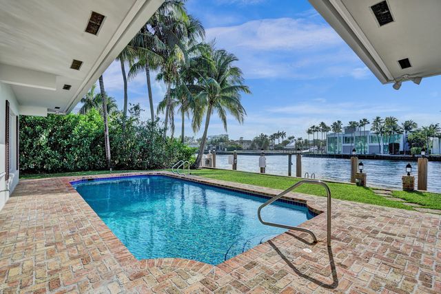 7 Saranac Road, Sea Ranch Lakes, FL 33308