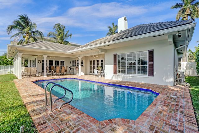 7 Saranac Road, Sea Ranch Lakes, FL 33308
