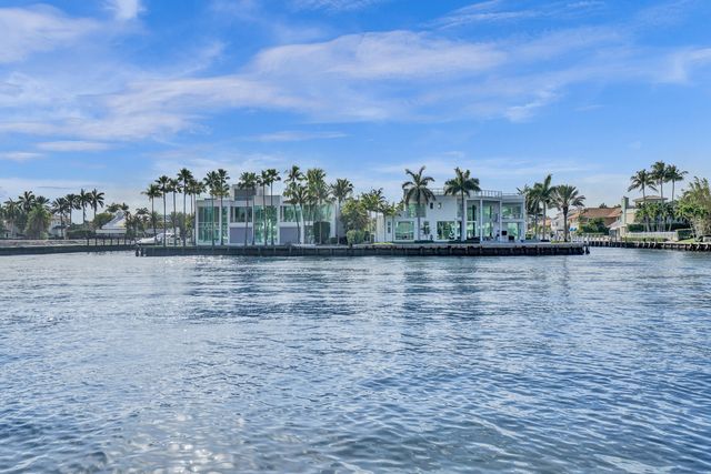 7 Saranac Road, Sea Ranch Lakes, FL 33308