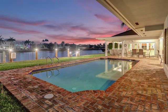 7 Saranac Road, Sea Ranch Lakes, FL 33308