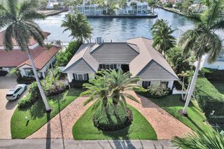 7 Saranac Road, Sea Ranch Lakes, FL 33308