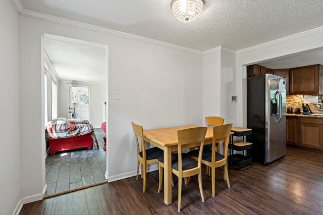 5740 Dupont Avenue N, Brooklyn Center, MN 55430