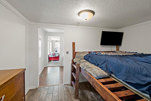 5740 Dupont Avenue N, Brooklyn Center, MN 55430