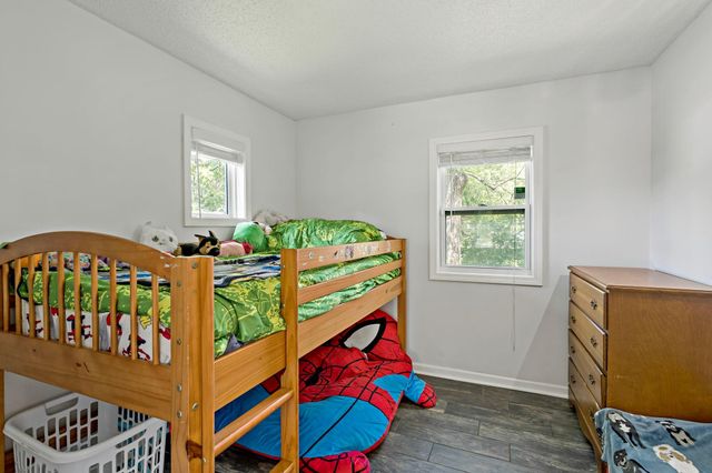 5740 Dupont Avenue N, Brooklyn Center, MN 55430