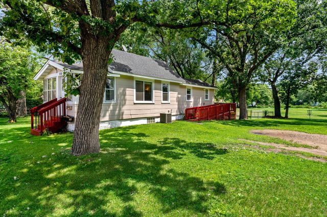 5740 Dupont Avenue N, Brooklyn Center, MN 55430