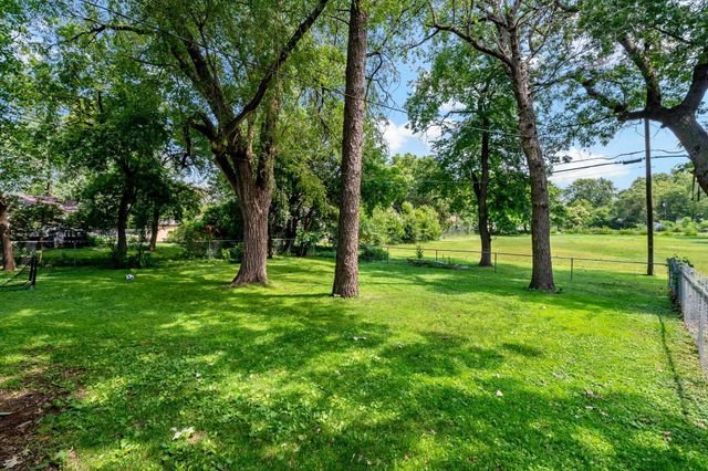 5740 Dupont Avenue N, Brooklyn Center, MN 55430