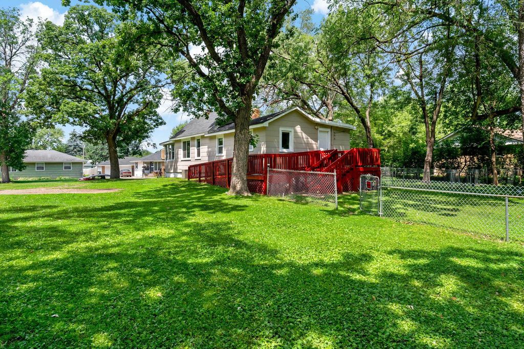 5740 Dupont Avenue N, Brooklyn Center, MN 55430 — photo 5