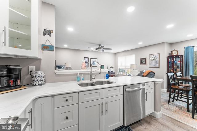 748 QUAIL PL, Woodbury, NJ 08096