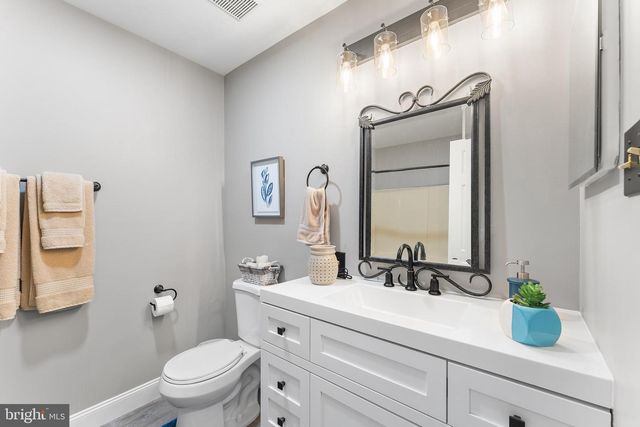 748 QUAIL PL, Woodbury, NJ 08096