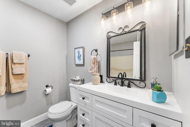 748 QUAIL PL, Woodbury, NJ 08096