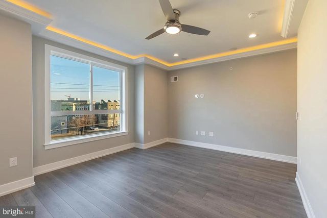 2406 N HOWARD ST, Philadelphia, PA 19133