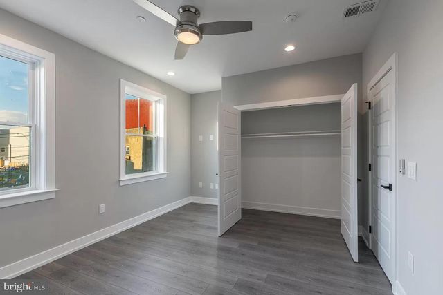 2406 N HOWARD ST, Philadelphia, PA 19133