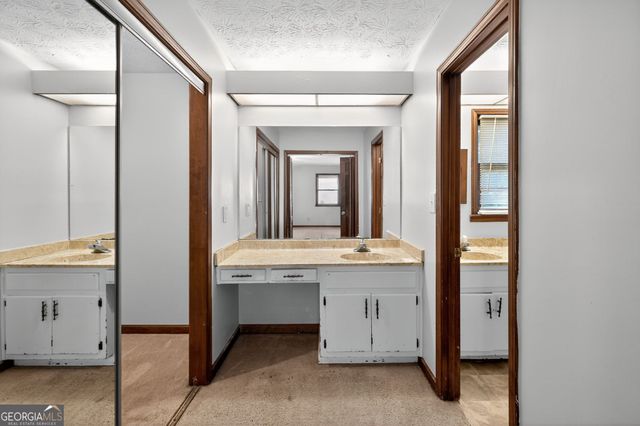 1378 Stoneleigh Hill Road, Lithonia, GA 30058