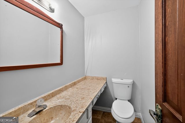 1378 Stoneleigh Hill Road, Lithonia, GA 30058