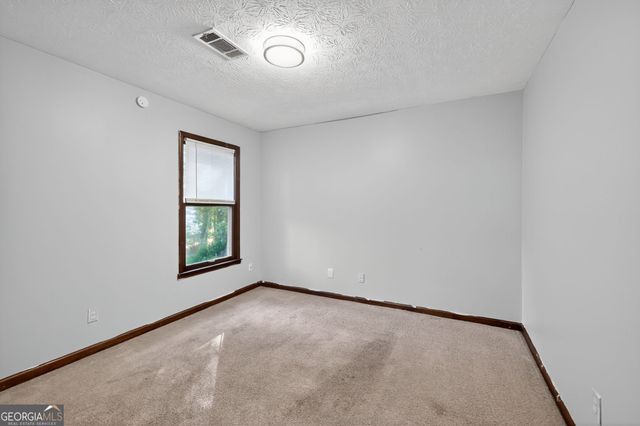 1378 Stoneleigh Hill Road, Lithonia, GA 30058