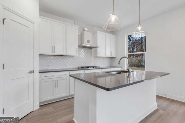 195 Hickory Grove Lane, Hoschton, GA 30548