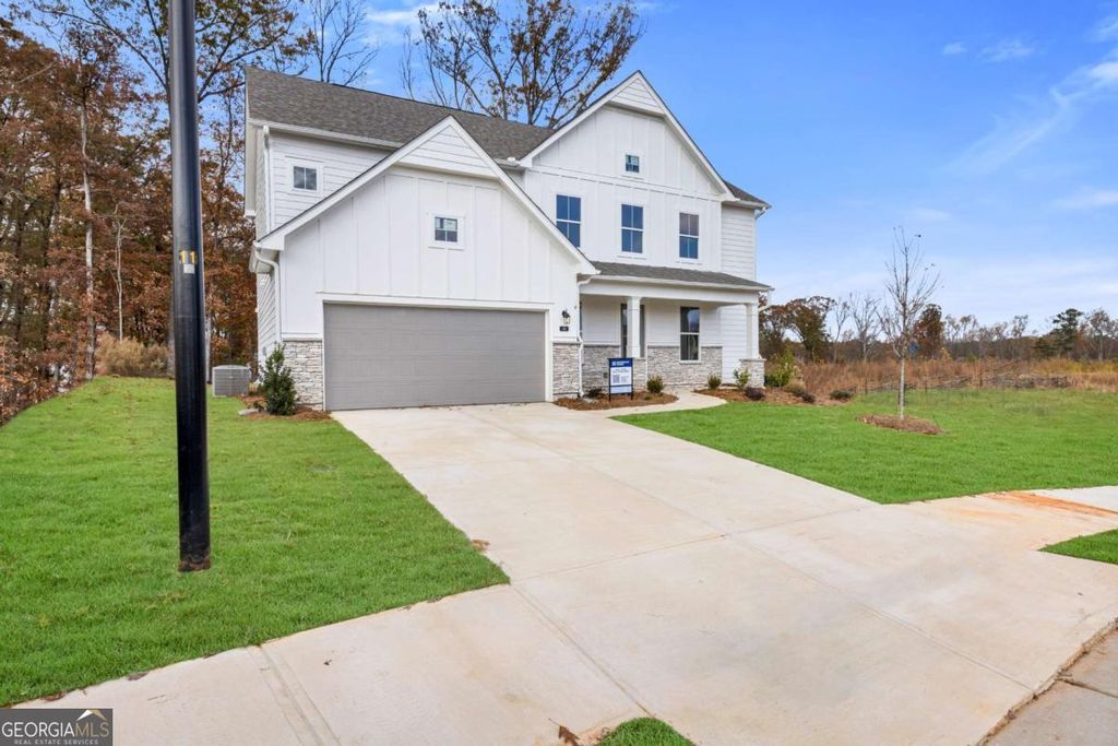 195 Hickory Grove Lane, Hoschton, GA 30548