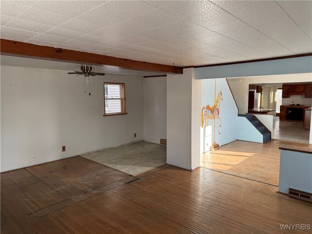 91 Wildwood Place, West Seneca, NY 14210