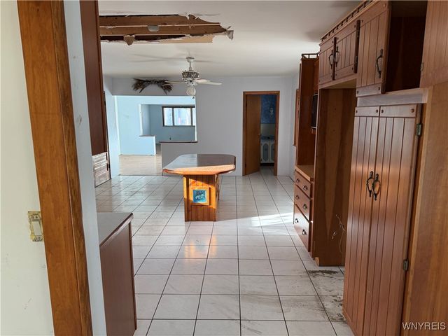 91 Wildwood Place, West Seneca, NY 14210