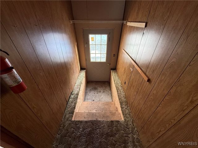 91 Wildwood Place, West Seneca, NY 14210