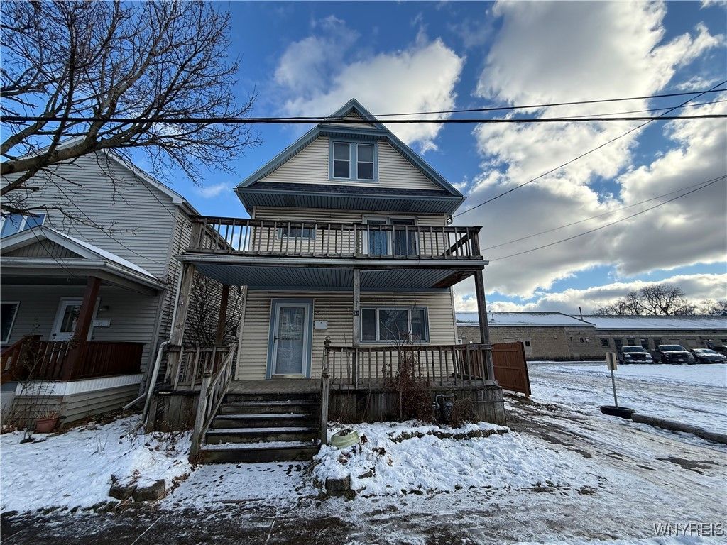 91 Wildwood Place, West Seneca, NY 14210