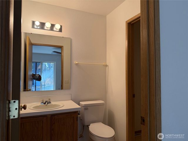 21616 94th Avenue Ct E, Spanaway, WA 98338