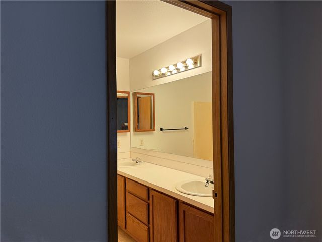 21616 94th Avenue Ct E, Spanaway, WA 98338