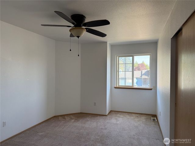 21616 94th Avenue Ct E, Spanaway, WA 98338